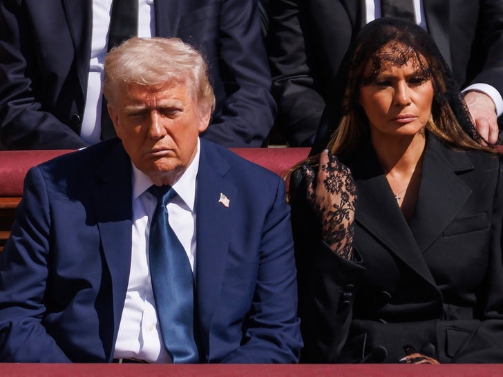 4c5e019f5b464a2aa73f335f3a19f5d2_md Donald Trump Attends the Funeral of Pope Francis