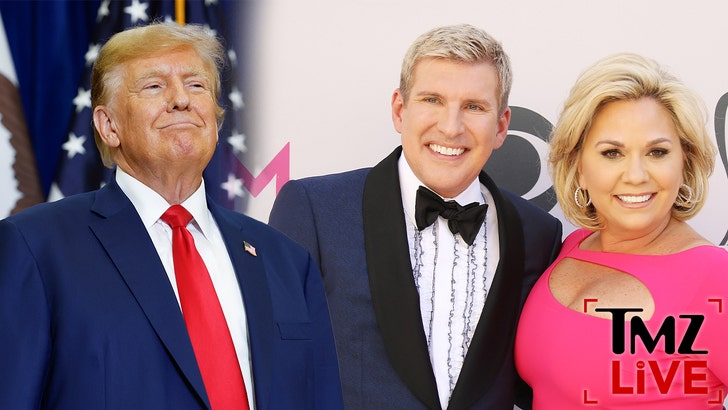 4d615a3ebe9a45d7a3b5ded4561bf653_md 052825_tmz_live_trump_kal