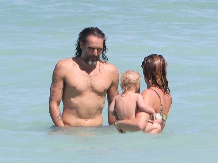russell brand miami beach sub 2