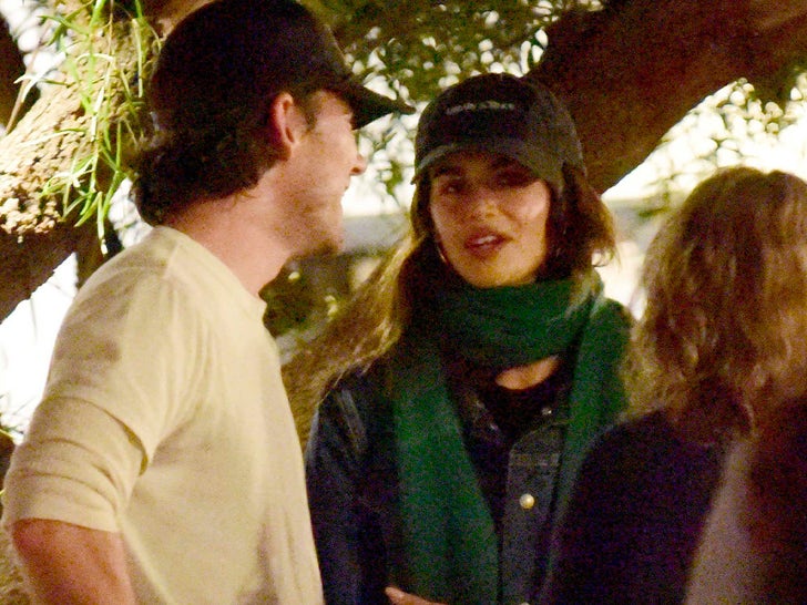 51bf2e3a450944eda4fc4c398eb7dcb9_md 0130-Kaia-Gerber-and-Lewis-Pullman-SUB 3