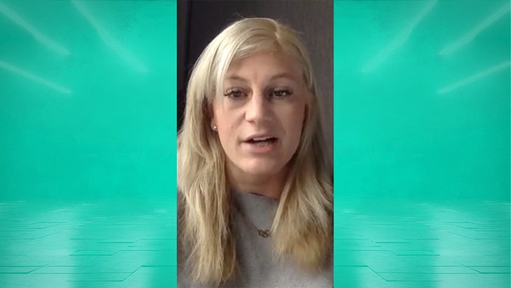 060925_kayla_harrison_oct_2016_kal