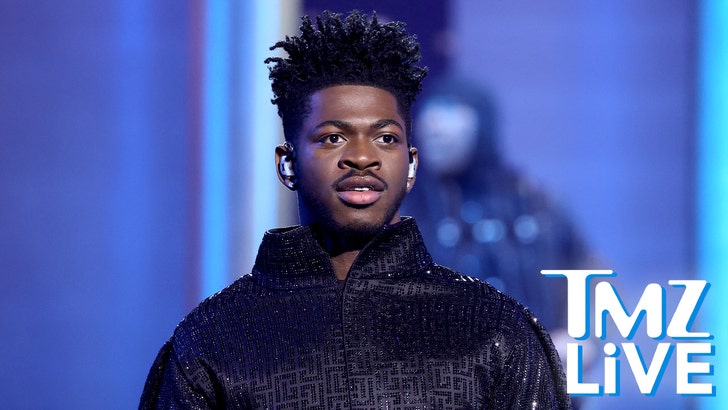 525372dcfcf5498295de3eb34c83e235_md-1 082125_tmz_live_lil_nas_x