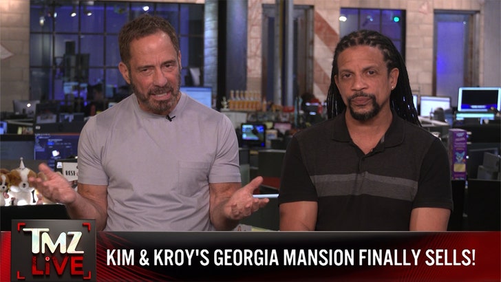 53729677dbb74bbc9a3408aab0cc01f6_md-2 021825_tmz_live_kim_kroy_kal