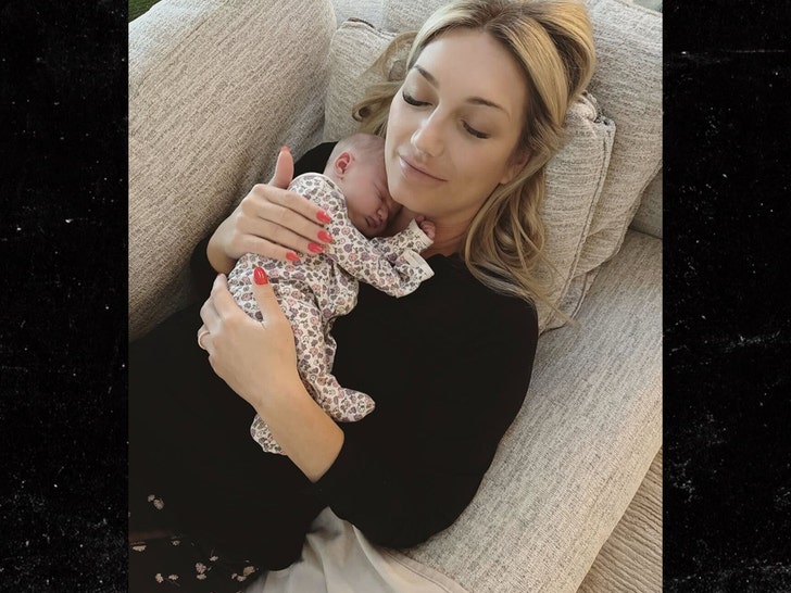 brooke hogan and daughter insta 1