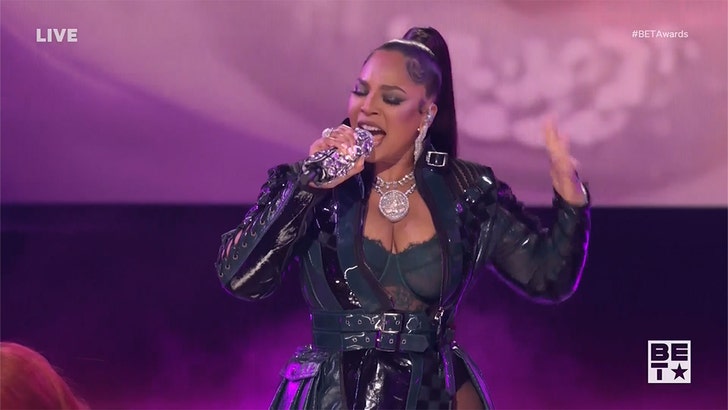 587064d8628c4f4aacc6970c32e32553_md 061025_ashanti_performance_kal