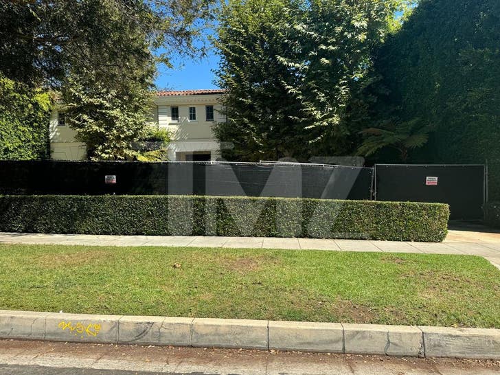 590e44479ced4b68aa08447e2f606603_md Menendez Brothers Murder House