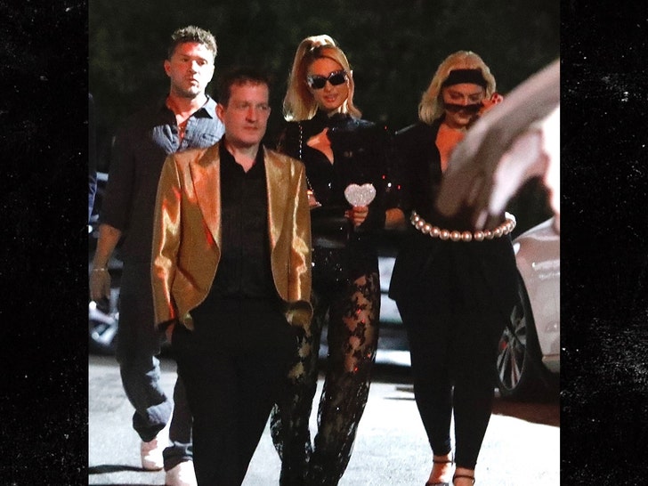 Cara Delevingne Throws Star-Studded Party at Chateau Marmont bg 3