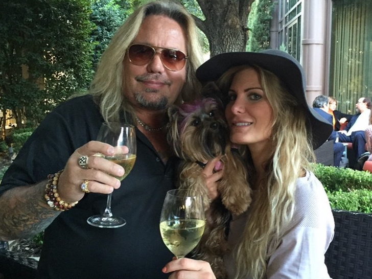 5ac02bc9a38944c9a2ca22a59c1c9915_md Vince Neil and Rain Hannah Together