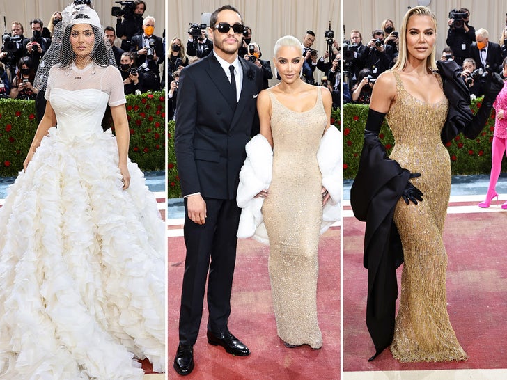 5d776bf2216746ebbdc80b8b85b2baff_md 2022 Met Gala Fashion