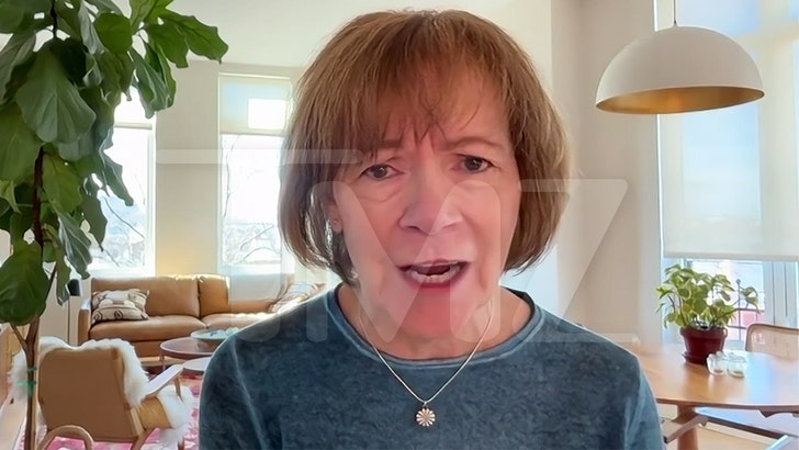 6046e3389d3a49cc904dd6d4d6ee677b_md-1 022425-tina-smith-kal