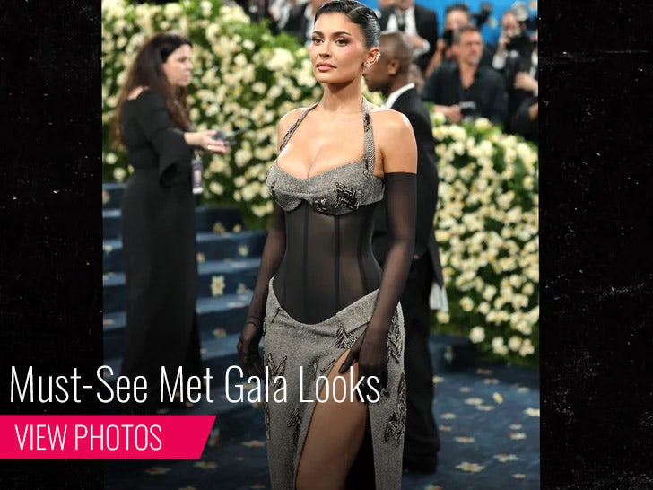 61dd0377742a403abf8606ab5481e9fd_md Kylie Jenner
