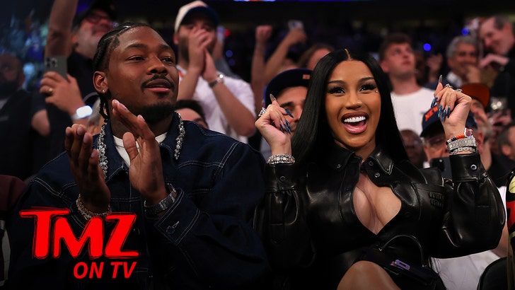 6242a51af1b240a19d5b2c3641c9af16_md cardi-b-stefon