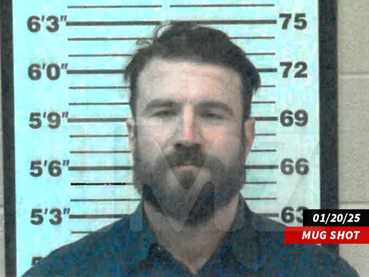 samuel lowry hunt mug shot henderson county sherriff department date swipe