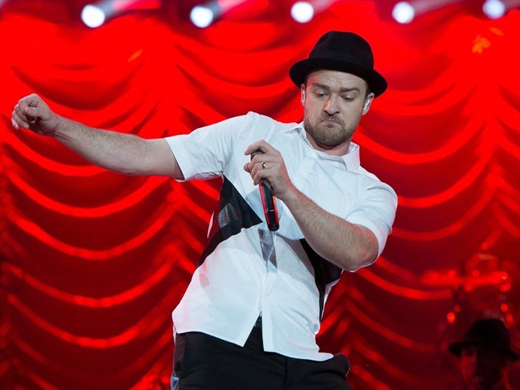 6372e9eb3ff748b7af52e9019a288234_md-1 Justin Timberlake -- Performance Pics