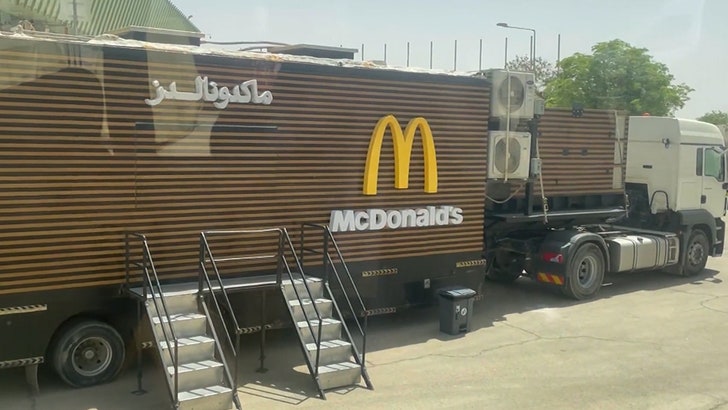 6476cc14ee9c4ebd88b9ce7a917cd9d9_md 051325_trump_mcdonalds_truck_kal