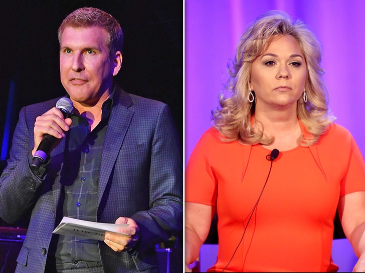 6573b9b2e6fc4e5bb1212b9d43a2e832_md todd chrisley julie chrisley sub split