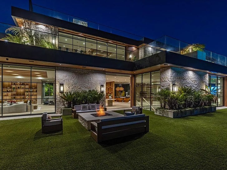 Fashion Nova CEO Richard Saghian Buys $32 Million Beverly Hills Mansion