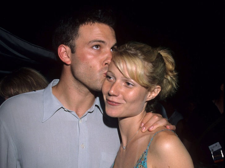68f670c4a34e4e2fa4af25811ed2cda1_md Gwyneth Paltrow And Ben Affleck Together