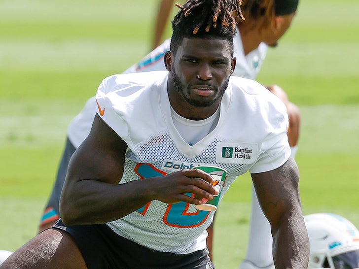 Tyreek Hill On The Field