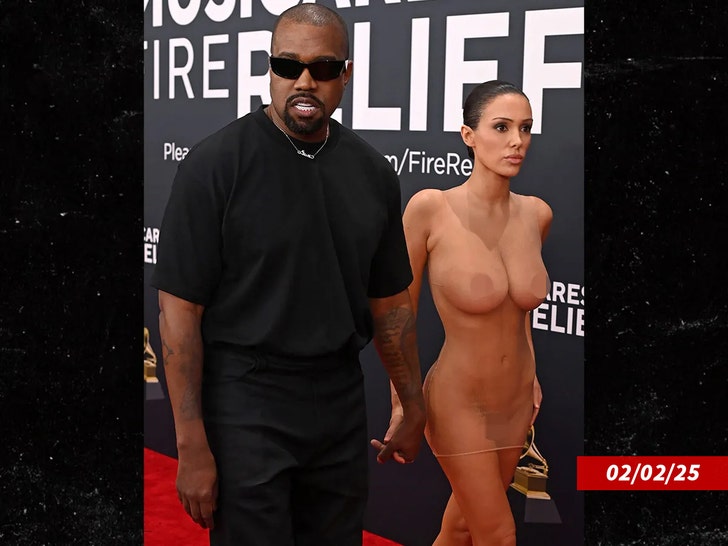 69151669da0d41daa0ae70e192d068c2_md-1 bianca censori kanye west grammys