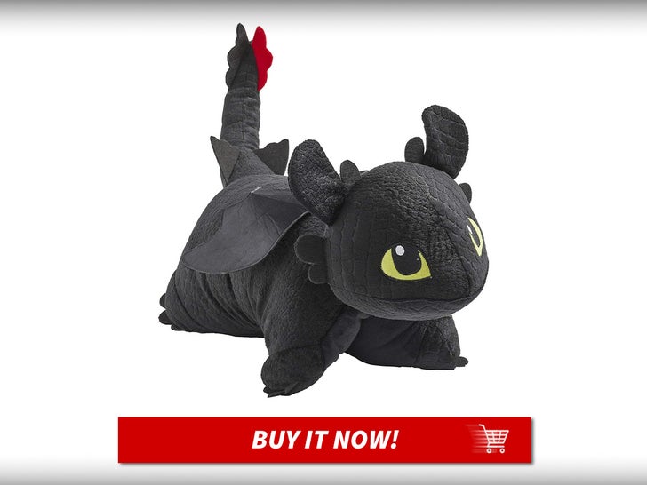 6a25e5b7b83a4fa49f8b3ed560a9e86e_md Pillow-Pets-Toothless-Plush-How-To-Train-Your-Dragon-Merch-MAIN