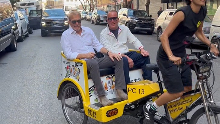 6a4a923283f64f818d01f738e4cc537b_md 020825_kevin_costner-kal