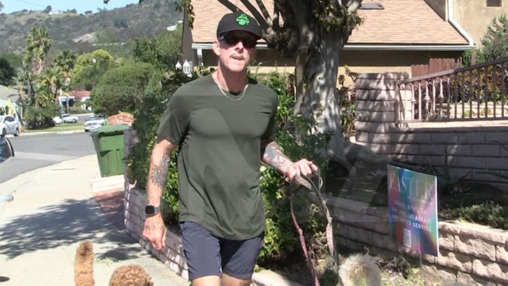 041025_scott_shriner_kal