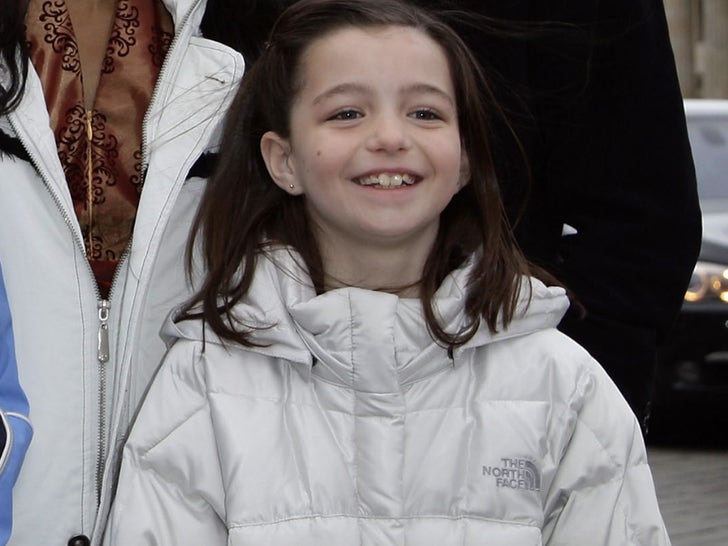 0422-Sophie-Nyweide-As-A-Child--primary-2