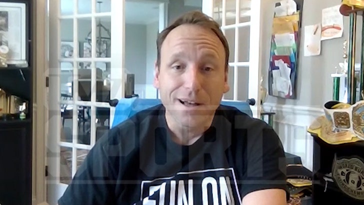 6bf8827ace2a4addb9277f734051684a_md-1 061625_joey_chestnut_kal