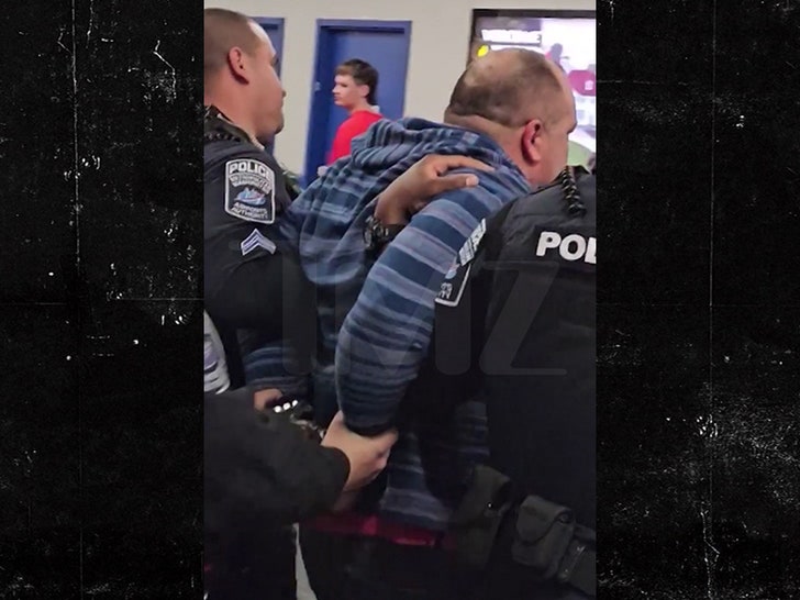 6c4788b37ff243a6b58b64ff64101463_md 031425-sucker-puncher-arrested-handcuffs