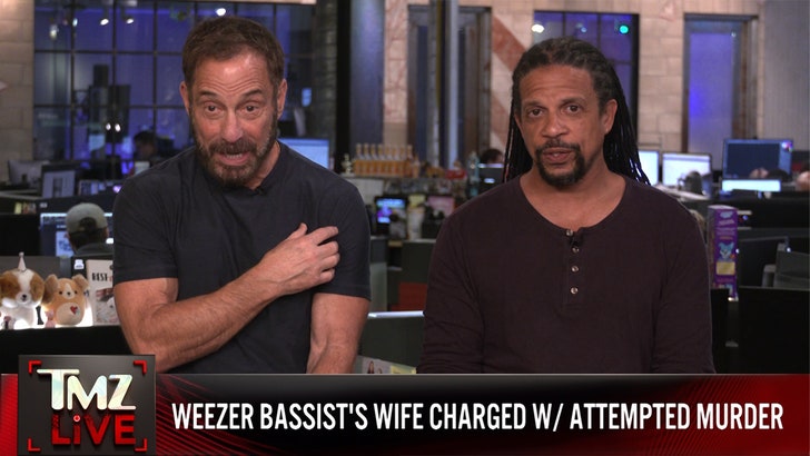6c91254af4544f318385c65aa0fdfbb0_md-1 041025_tmz_live_shriner_kal