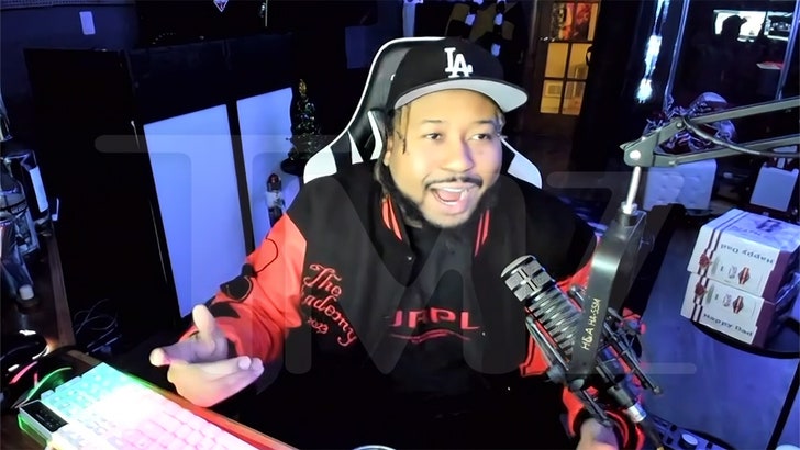 6c95bc0c51d641bca4ac5bc7ddaef04d_md-1 021425_dj_akademiks_kal