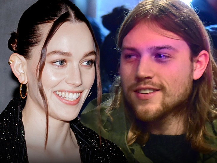Victoria-Pedretti-Ethan-Delorenzo-getty-1