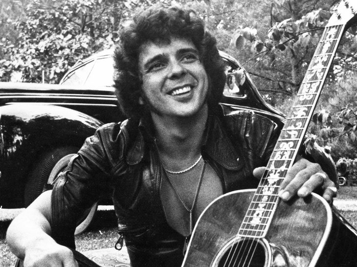 6d8d335d5e3340548b5b379a51ac0cd4_md Remembering Bobby Whitlock