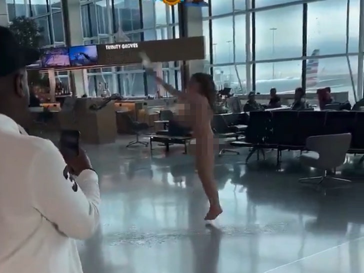 032625-naked-woman-airport-3