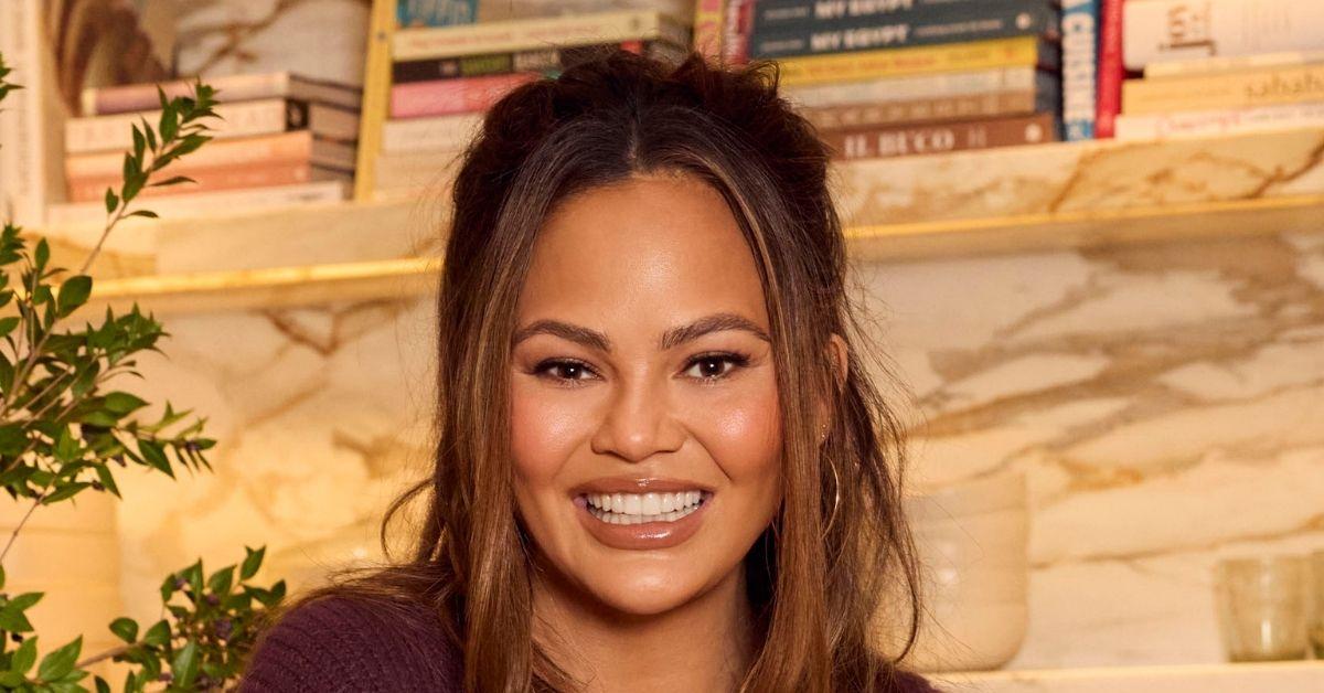 7-1760372836634 picture of Chrissy Teigen