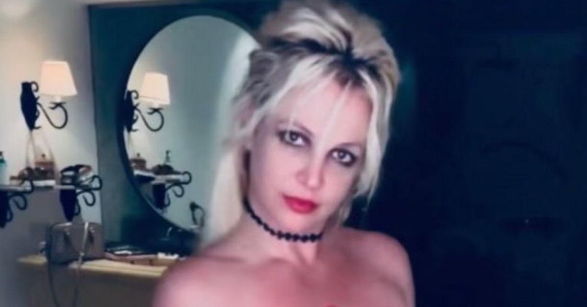 7-1760530788342 picture of Britney Spears