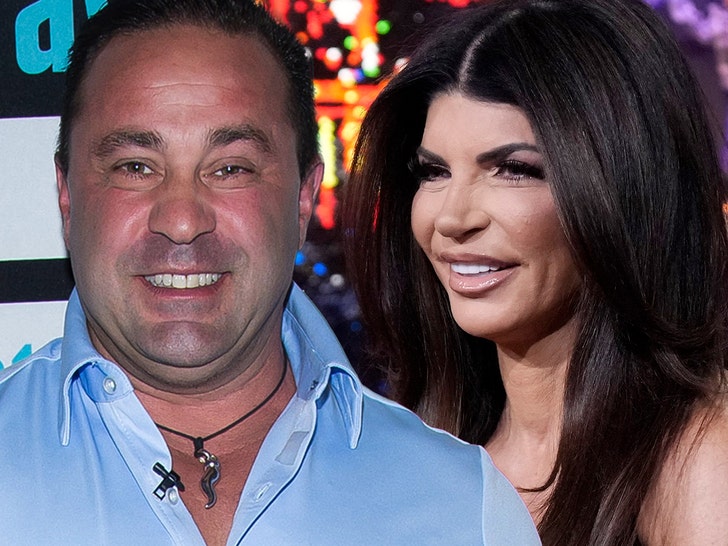 723e5d9b8ac74c779e5d2cab6064a692_md Teresa giudice joe guidice