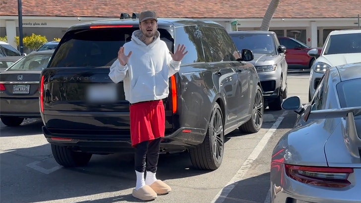 73818e364c1442d48cfdd248dadfbd01_md 022125-justin-bieber-kal