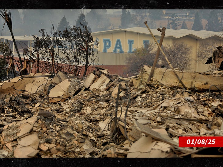 74f80da9c2084e6cbf1be7bd82a9c718_md palisades charter high school burnt down getty sub swipe