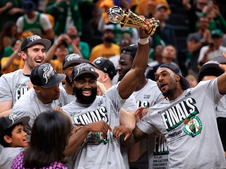 757d6bf8cc1a45669f9c671a8375abf0_md Boston Celtics Celebrate Advancing To The 2024 NBA Finals