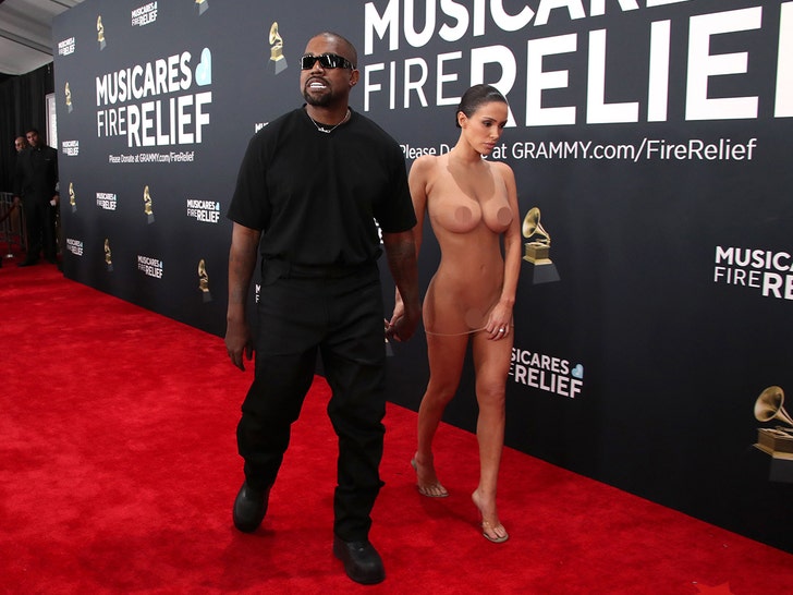 758e49e5f052482883209ef393b755ce_md Kanye West and Bianca Censori Arrive at Grammy Awards, Bianca Strips Naked on Carpet