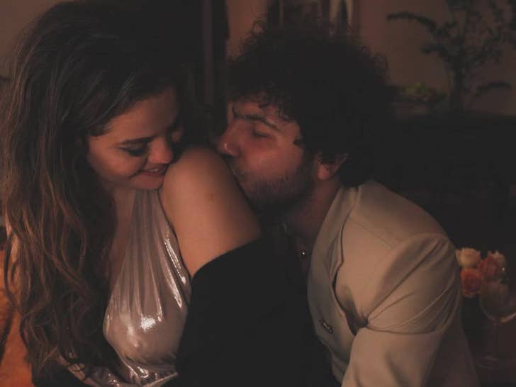 7622a3a0615d428aa7413c50a80fd0b0_md Selena Gomez and Benny Blanco Together