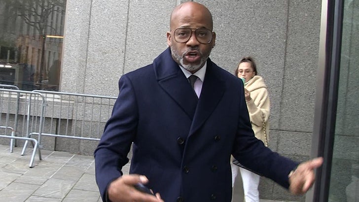 766e12f108a2514eada006993272b669_md Damon Dash