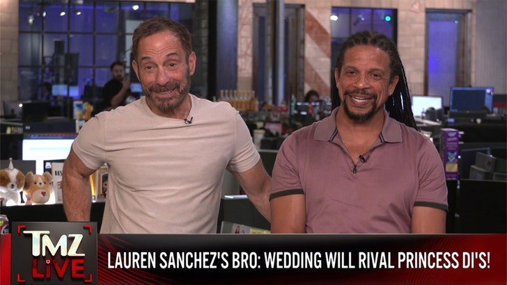 779edf4f8e0a4e979c4413e4212ed1c5_md 032725_tmz_live_lauren_sanchez_kal