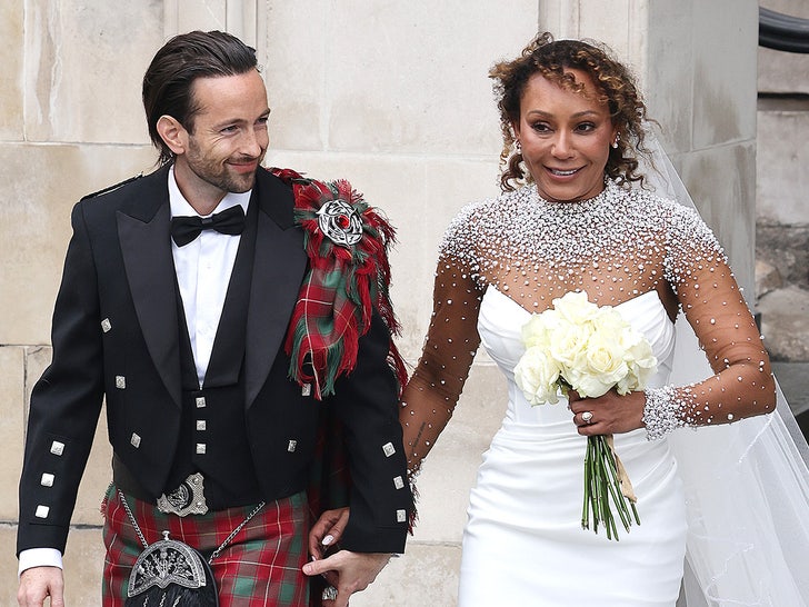 79a630e570884dcaaa5db1e739511cc3_md Mel B & Rory McPhee Get Married