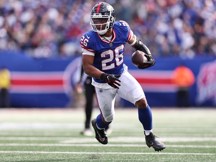 7b6eb3b7d6b748748a965bcdc9ccd62d_md Saquon Barkley On The Field