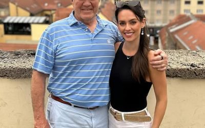 Jordon Hudson Supports Bill Belichick During UNC Coaching Debut