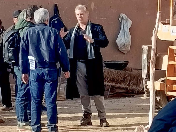 7ca0b1a7c4b945319c25254b451c1872_md Christopher Nolan On Set Of 'Odyssey' in Morocco