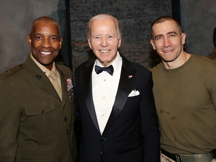 7dabfecc115442ff9d7e1de126cbcbe4_md Celebs Hit the Red Carpet for Othello's Broadway Premiere in NYC